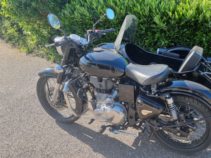 ROYAL ENFIELD BULLET 500 CLASSIC 4