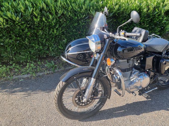 ROYAL ENFIELD BULLET 500 CLASSIC 4
