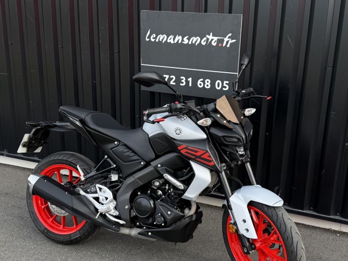 YAMAHA MT-125 ABS 4