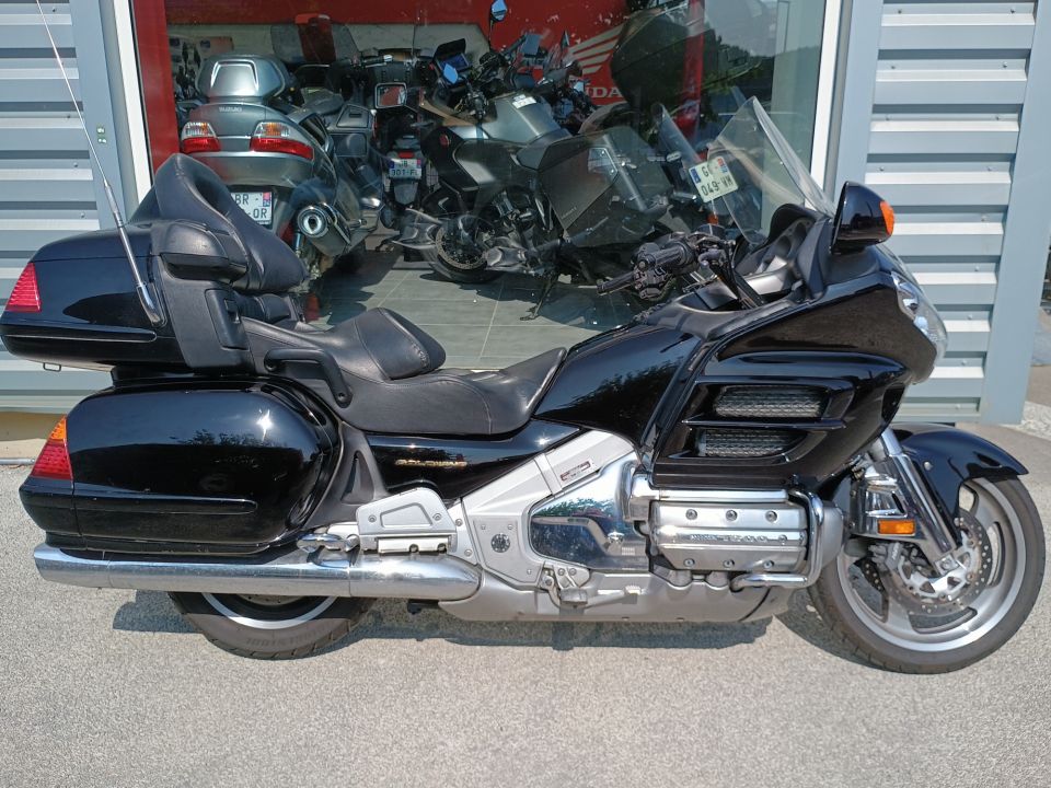 HONDA GL1800 GOLDWING 4