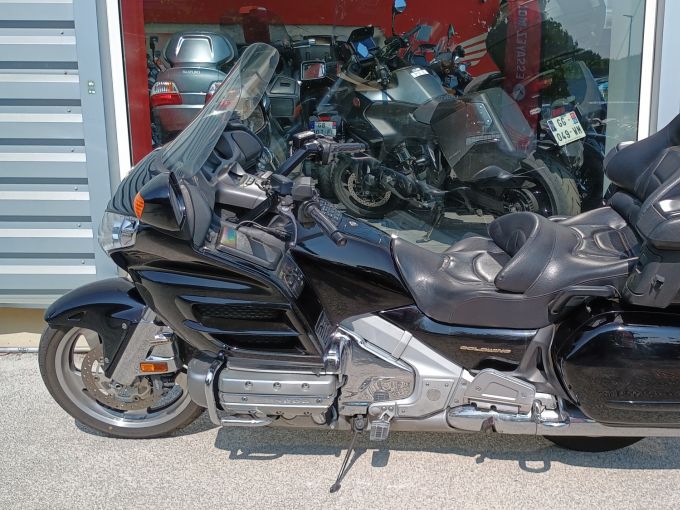 HONDA GL1800 GOLDWING 4