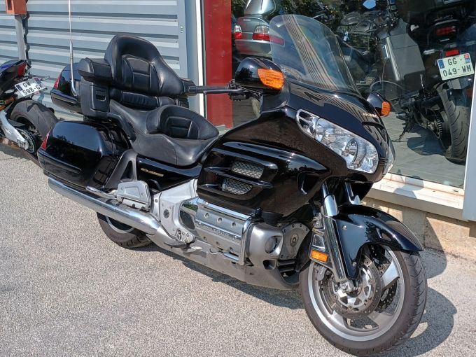 HONDA GL1800 GOLDWING 4