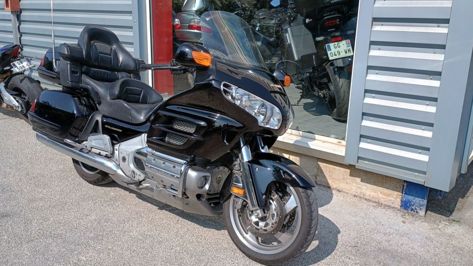 HONDA GL1800 GOLDWING 4