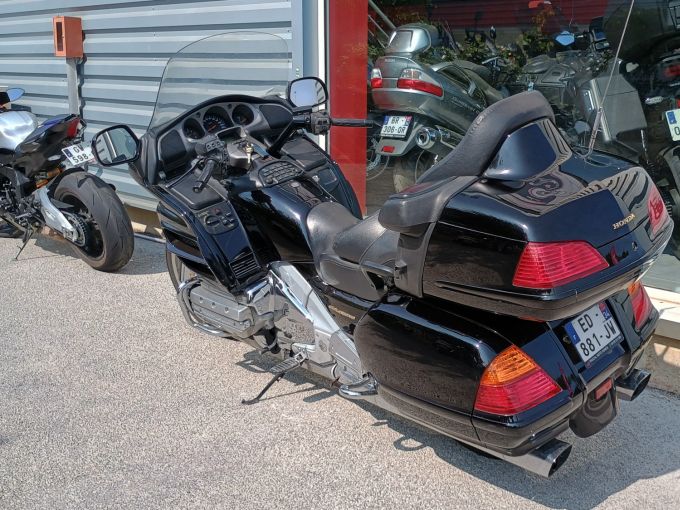 HONDA GL1800 GOLDWING 4