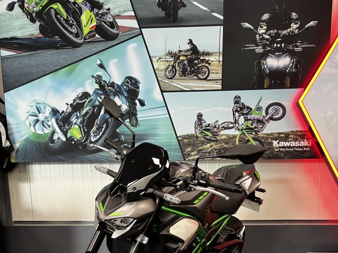 KAWASAKI Z 900 4