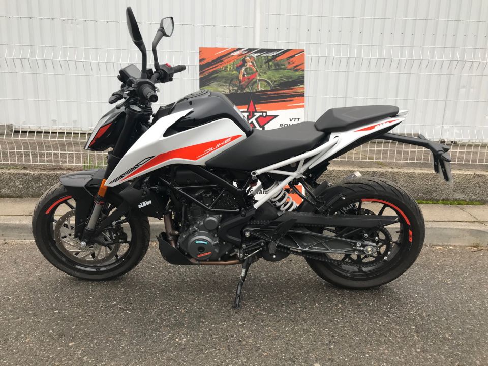 KTM 390 DUKE ABS 4