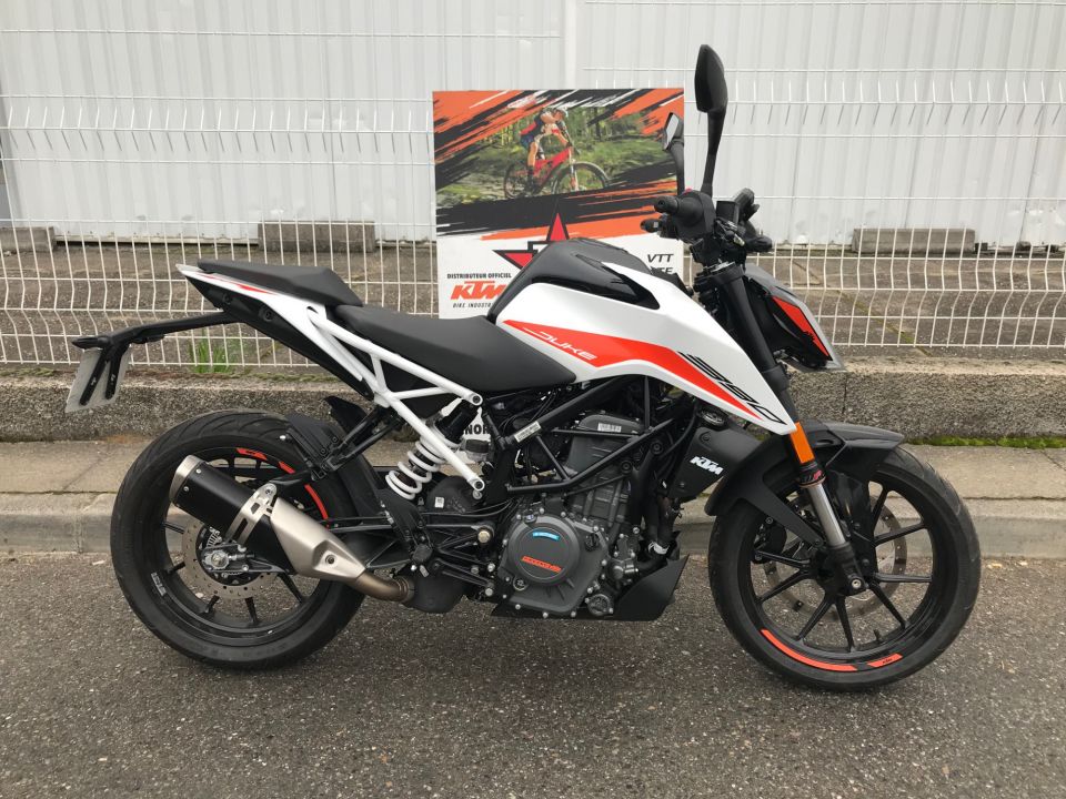 KTM 390 DUKE ABS 4