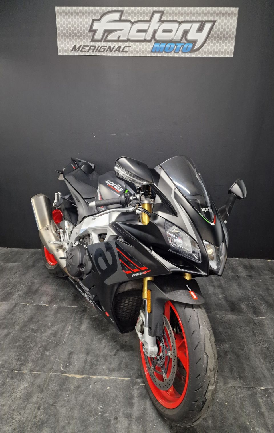 APRILIA RSV4 1000 4