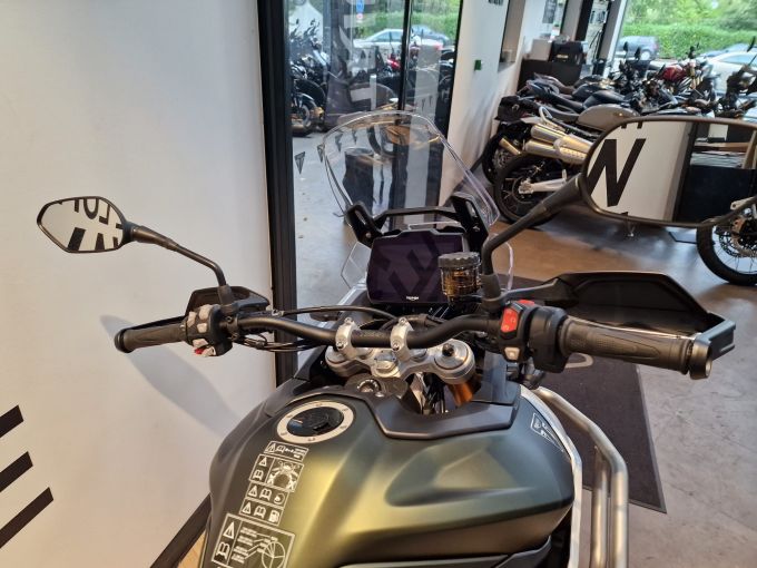 TRIUMPH TIGER 900 RALLY PRO 4