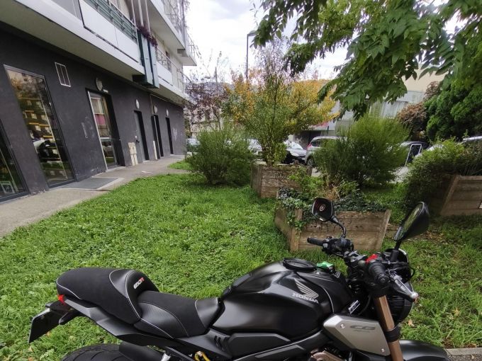 HONDA CB650R Neo Sports Café 4