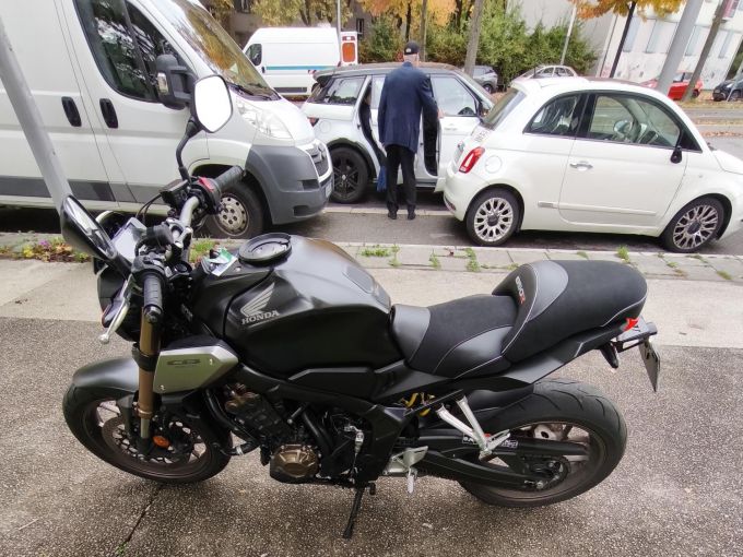 HONDA CB650R Neo Sports Café 4