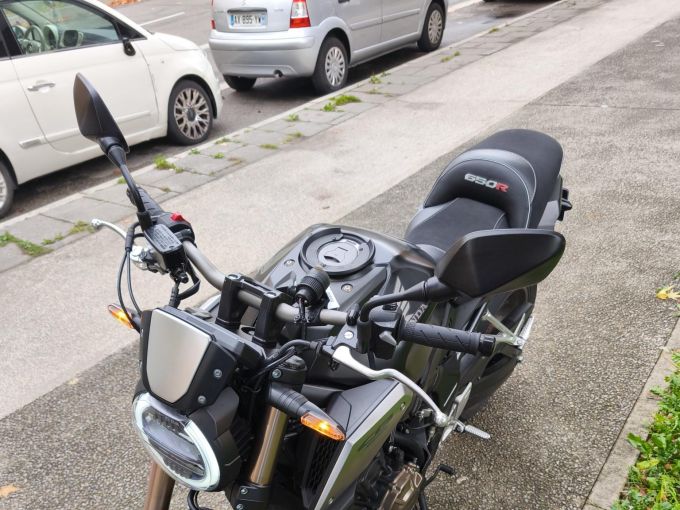 HONDA CB650R Neo Sports Café 4
