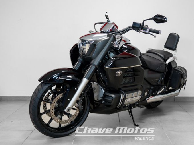 HONDA F6C 1830 4