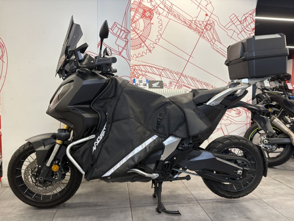 HONDA X-ADV 4