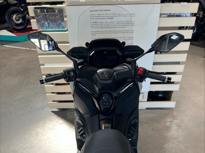 YAMAHA X-MAX 125 TECH MAX 4