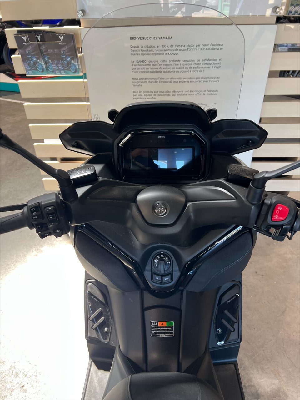 YAMAHA X-MAX 125 TECH MAX 4