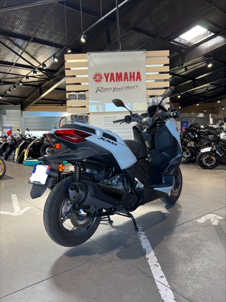 YAMAHA X-MAX 125 TECH MAX 4