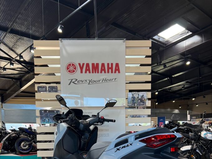 YAMAHA X-MAX 125 TECH MAX 4