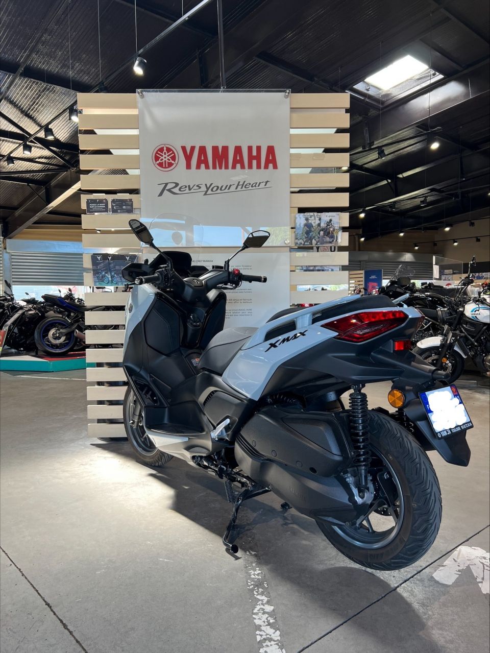 YAMAHA X-MAX 125 TECH MAX 4
