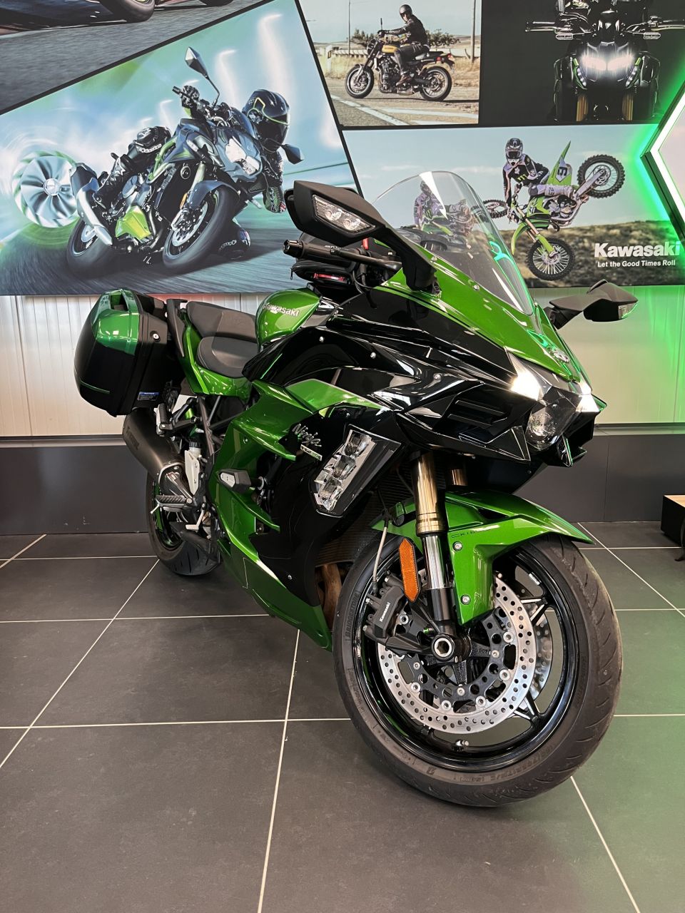 KAWASAKI Ninja H2 SX 4