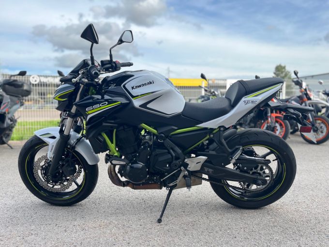 KAWASAKI Z650 - Z650 4
