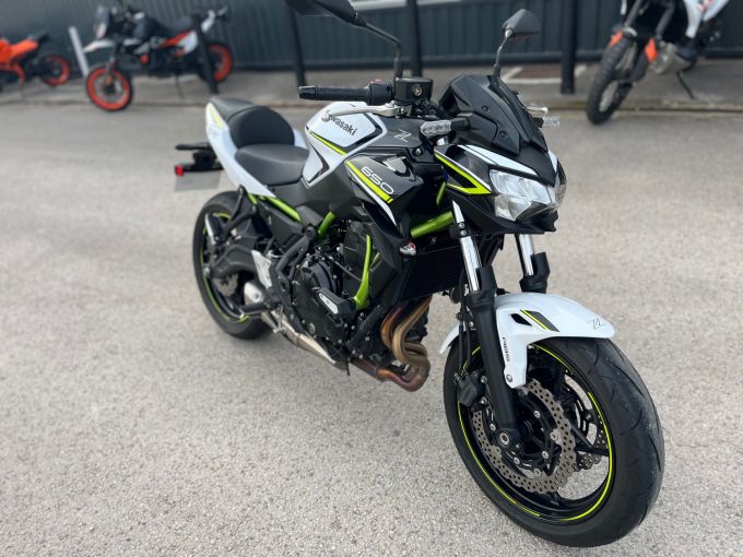 KAWASAKI Z650 - Z650 4