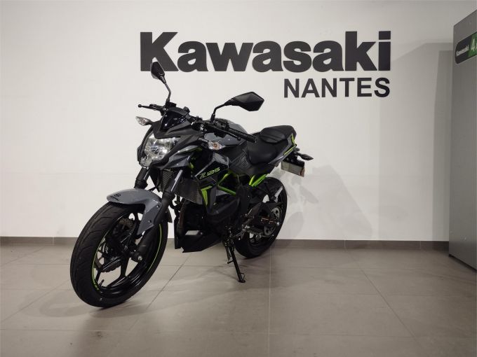 KAWASAKI Z125 4