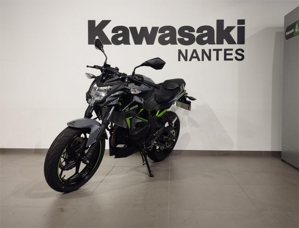 KAWASAKI Z125 4