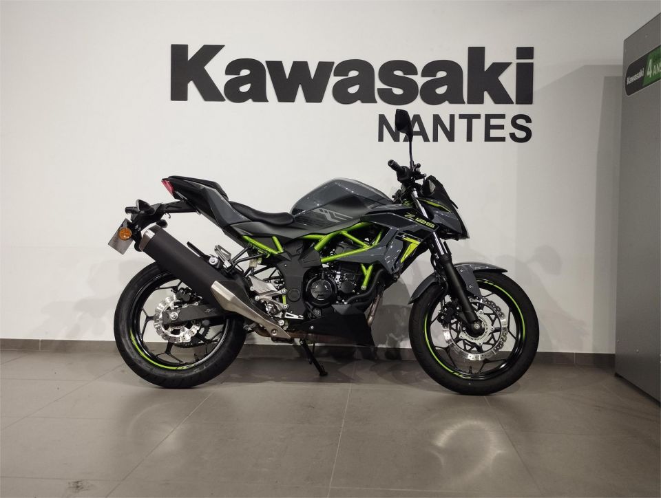 KAWASAKI Z125 4