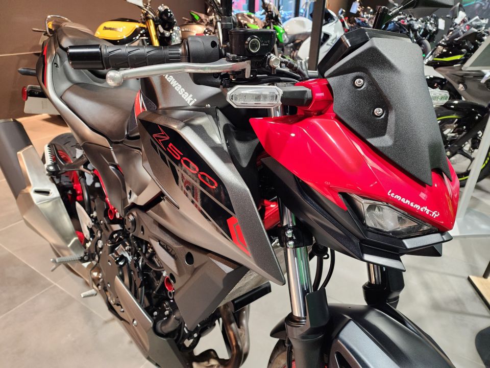 KAWASAKI Z500SE 4