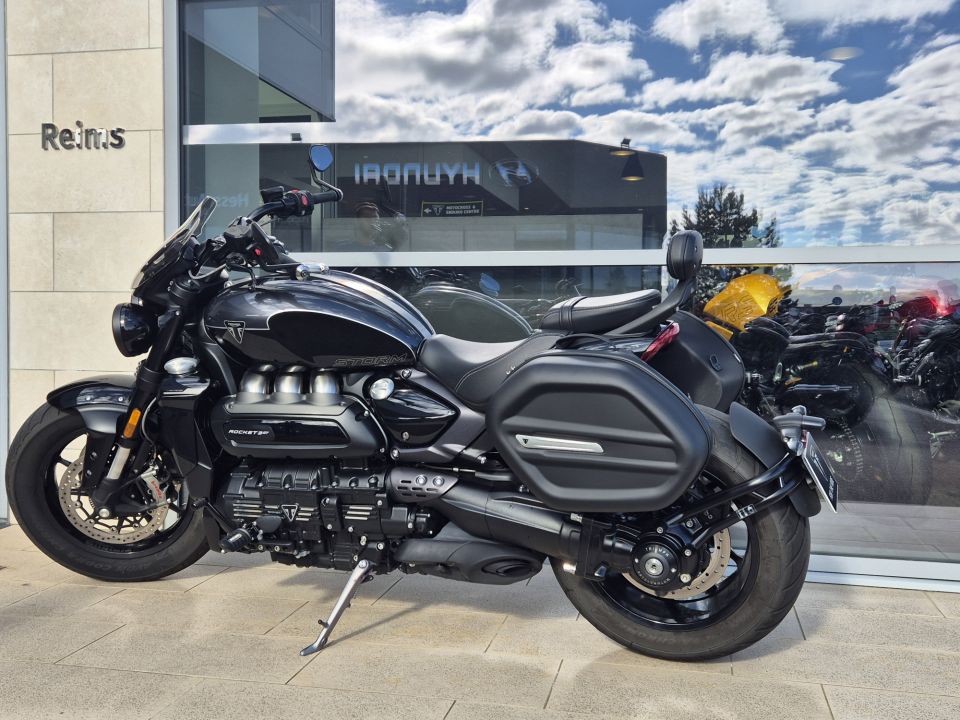 TRIUMPH Rocket 3 GT Storm 4