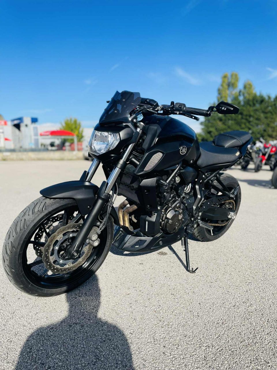YAMAHA MT-07 4