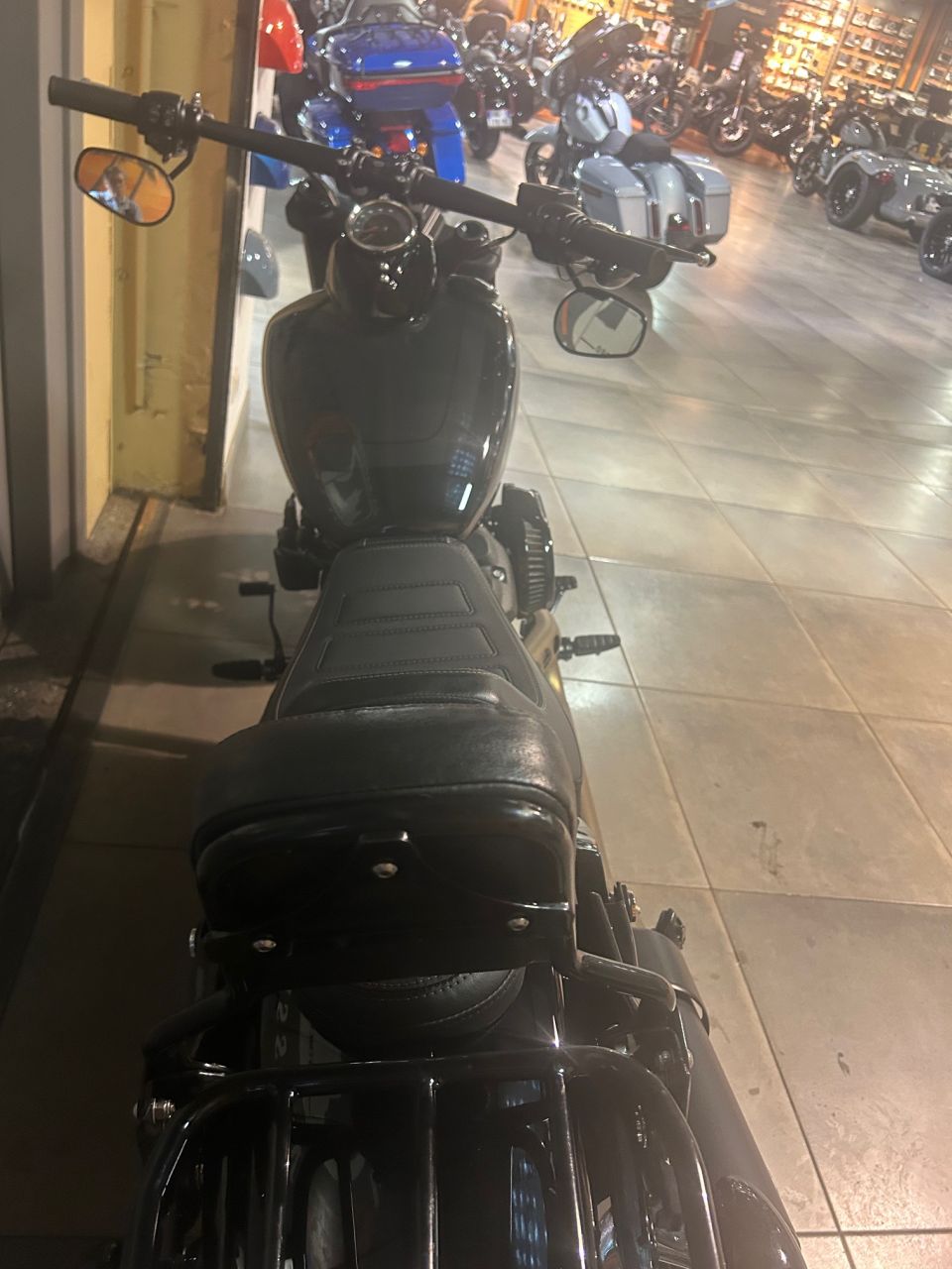 HARLEY-DAVIDSON SOFTAIL FAT BOB 1868 4