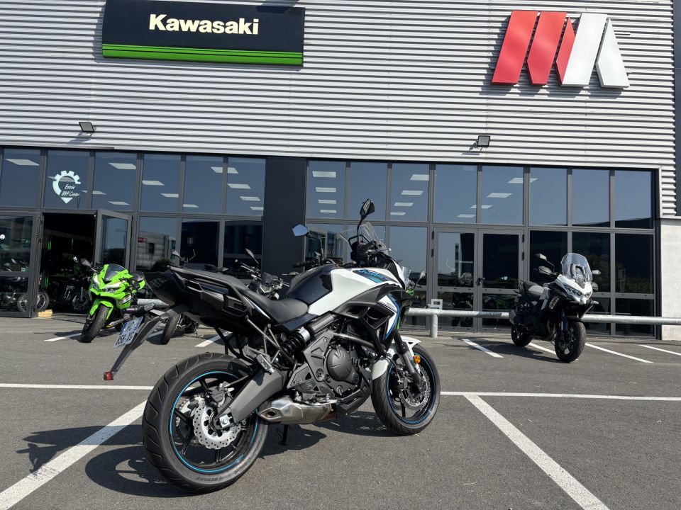 KAWASAKI VERSYS 650 4