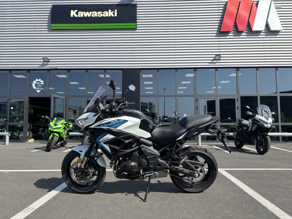 KAWASAKI VERSYS 650 4