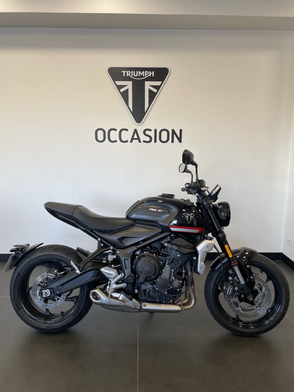 TRIUMPH TRIDENT 660 4