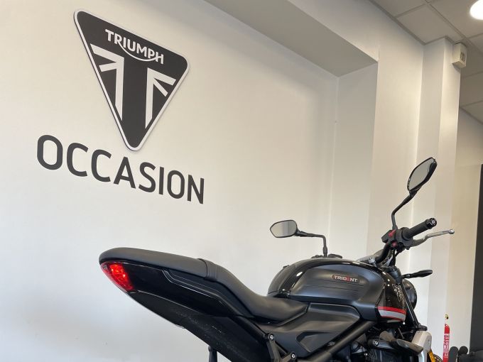 TRIUMPH TRIDENT 660 4