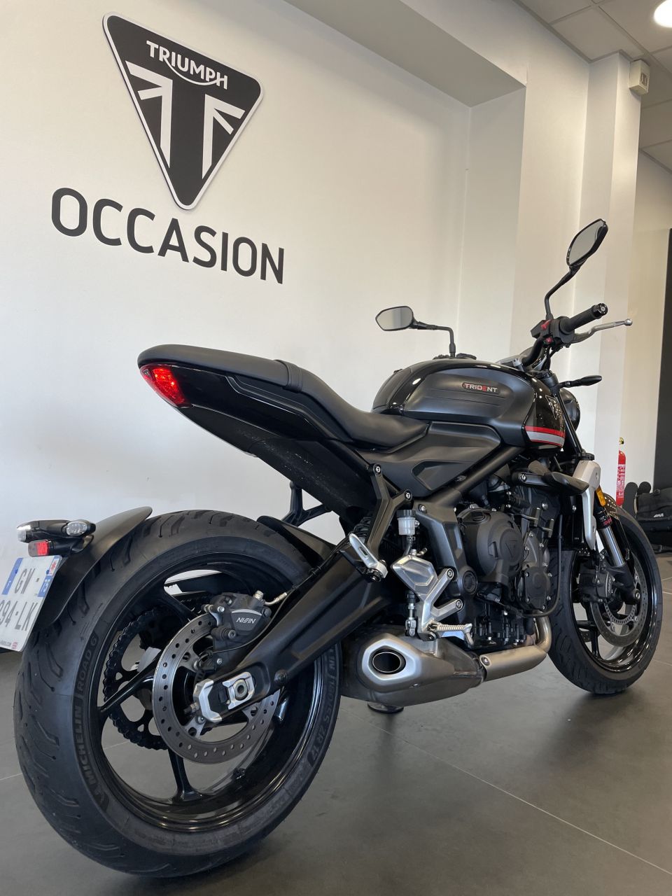 TRIUMPH TRIDENT 660 4