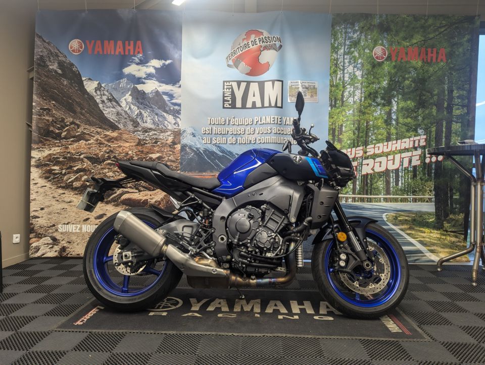 YAMAHA MT-10 4