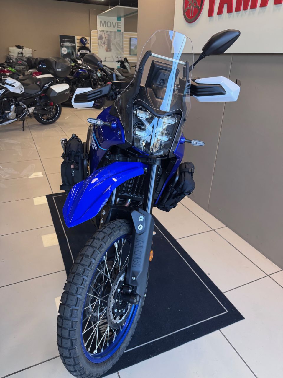 YAMAHA XTZ TENERE 700 4