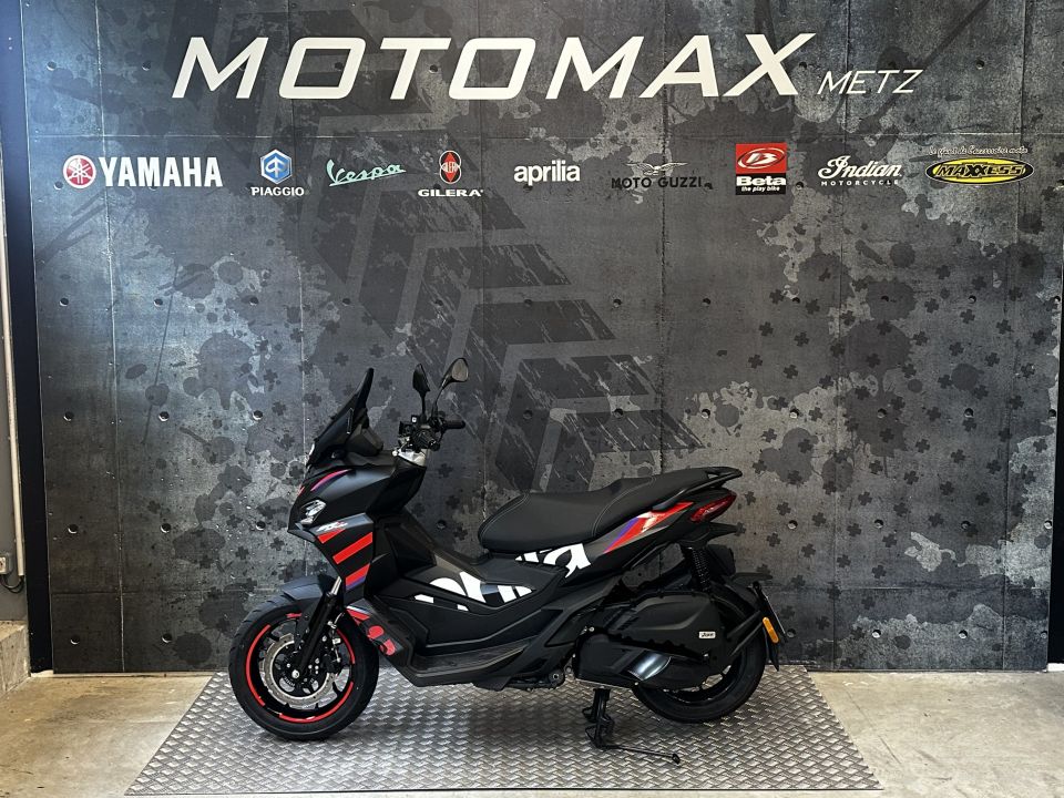 APRILIA SR 125 GT REPLICA 4