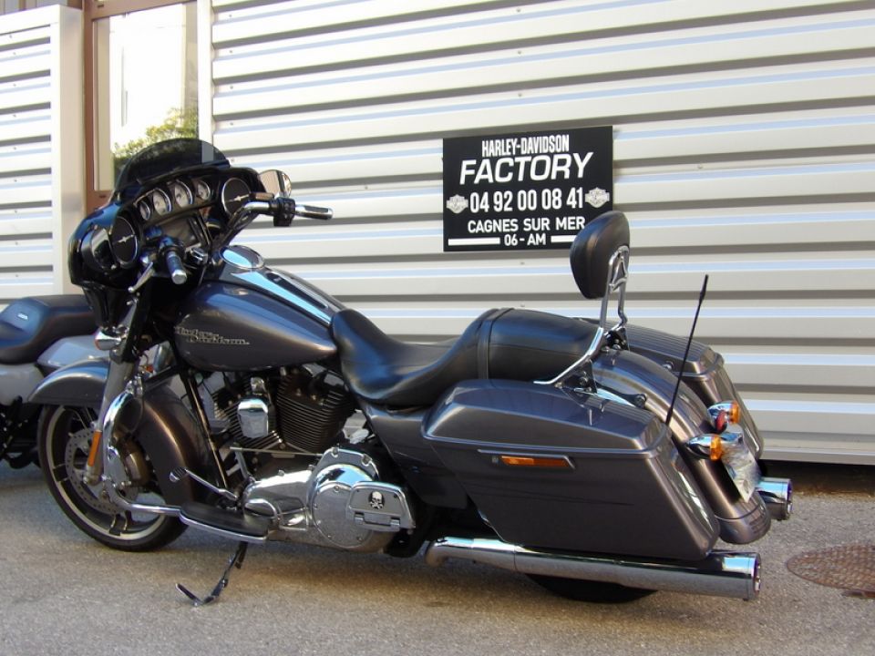 HARLEY-DAVIDSON TOURING STREET GLIDE 1690 4