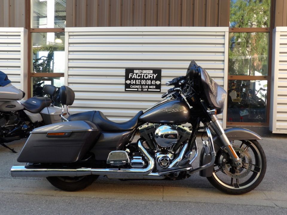HARLEY-DAVIDSON TOURING STREET GLIDE 1690 4