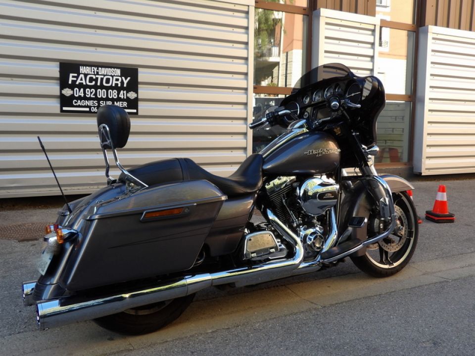 HARLEY-DAVIDSON TOURING STREET GLIDE 1690 4