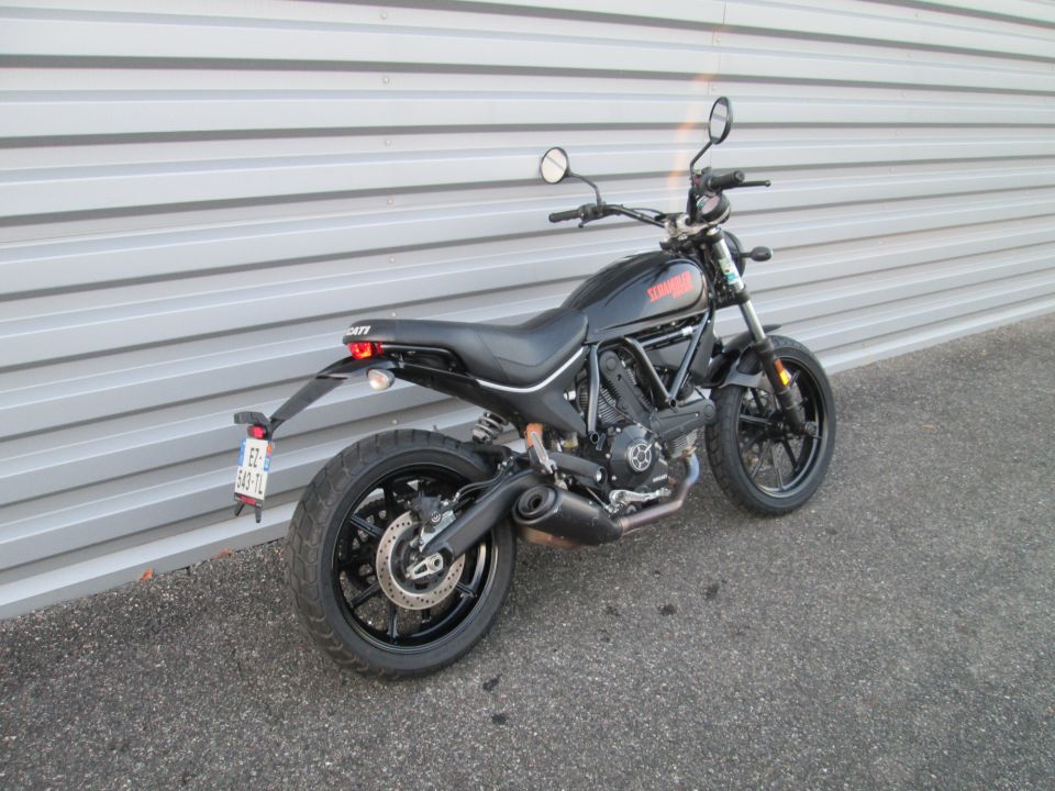 DUCATI SCRAMBLER 4