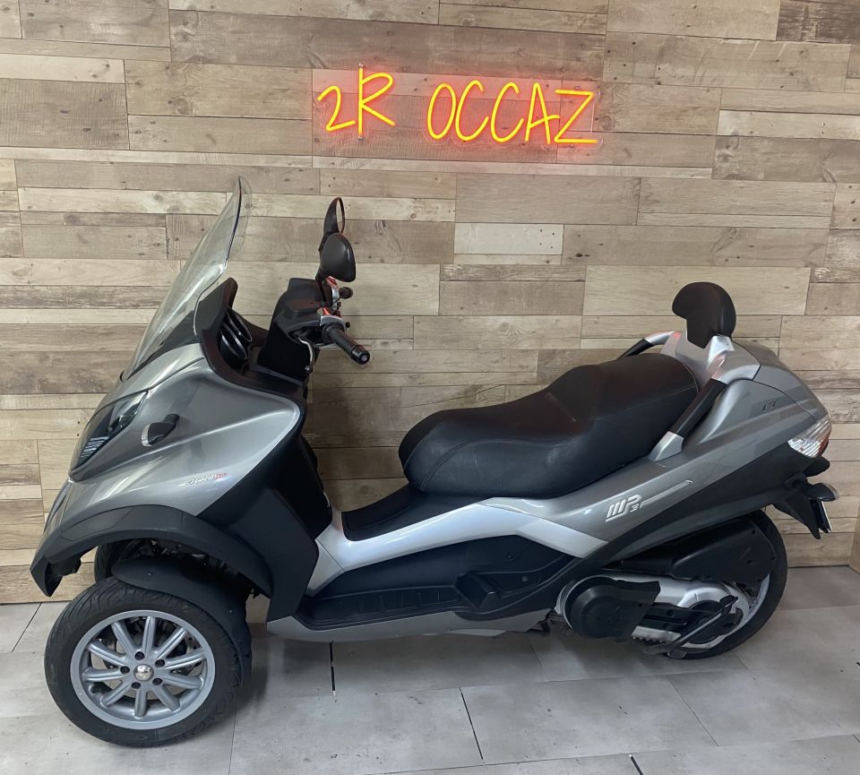 PIAGGIO MP3 400 LT 4