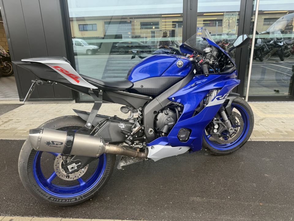 YAMAHA YZF-R6 GYTR 4