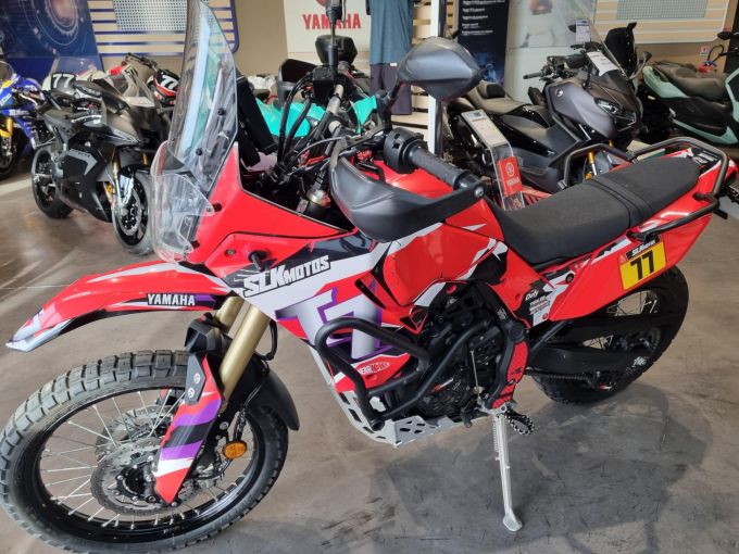 YAMAHA XTZ TENERE 700 4