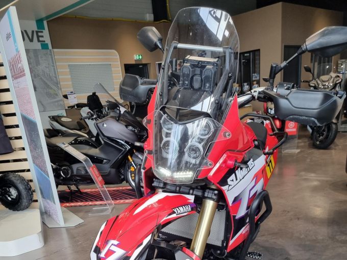 YAMAHA XTZ TENERE 700 4