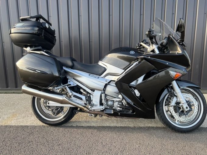 YAMAHA FJR 1300 ABS 4